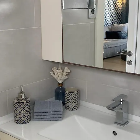 Monte Del Moro Appartamento